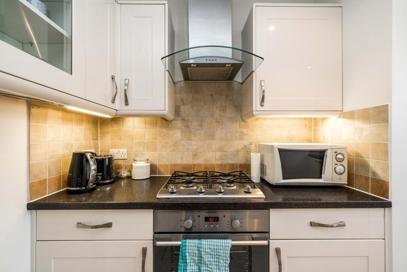 New 2Bd Flat Heart Of Battersea - Close To Station لندن المظهر الخارجي الصورة